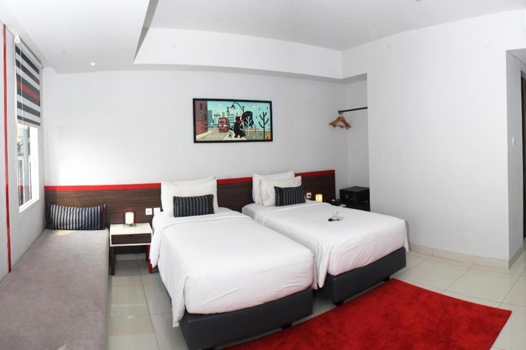 Hi Hotel Senen Jakarta Extérieur photo
